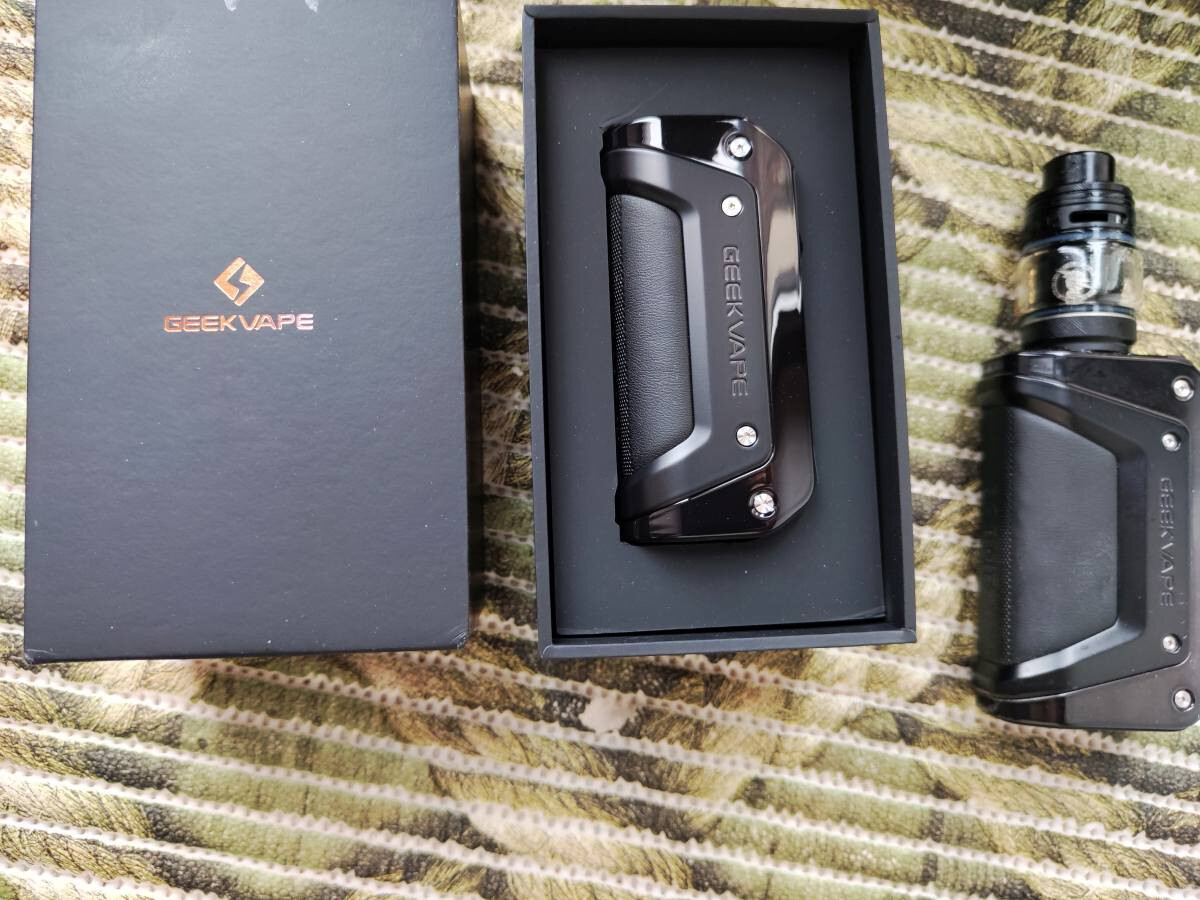 Комплект Geekvape Aegis Solo 3 1